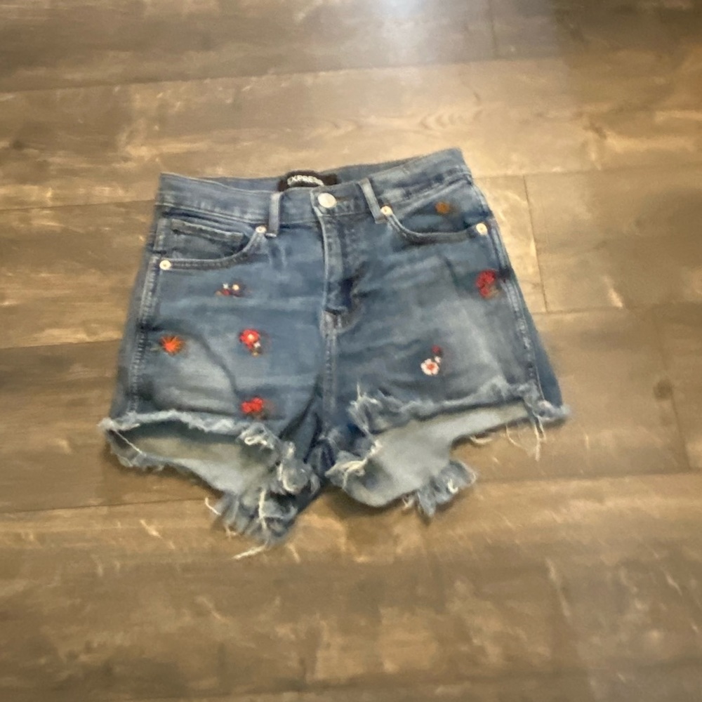 Express Shorts High Rise SZ 0